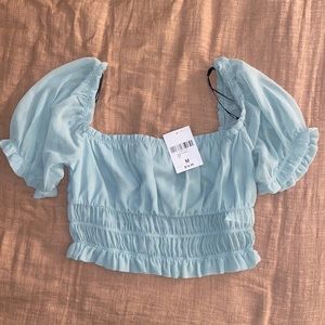 NWT Blue / sage cropped smocked top